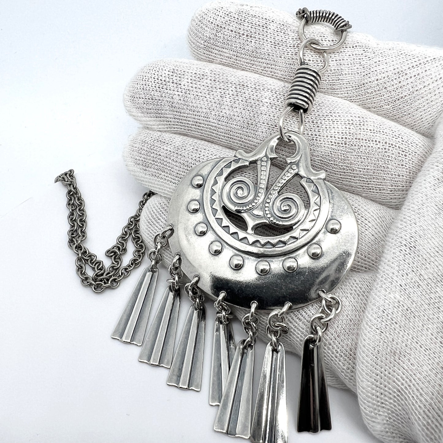 Kalevala Koru, Finland. Large Vintage Sterling Silver Pendant Necklace. Design: Moon Goddess