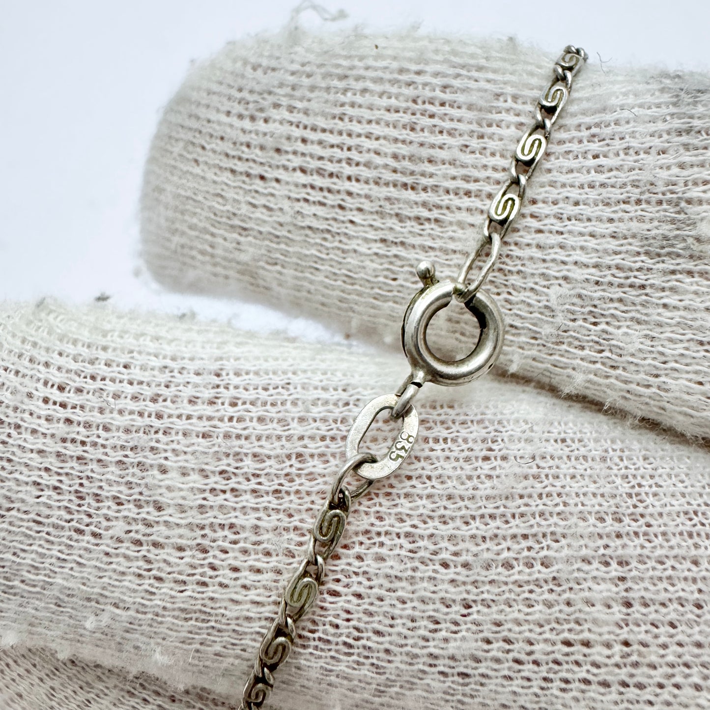 Vintage Solid Silver Pool of Light Quartz Pendant Necklace.