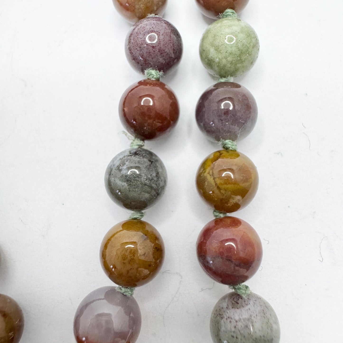 Vintage 14k Gold Agate Necklace.