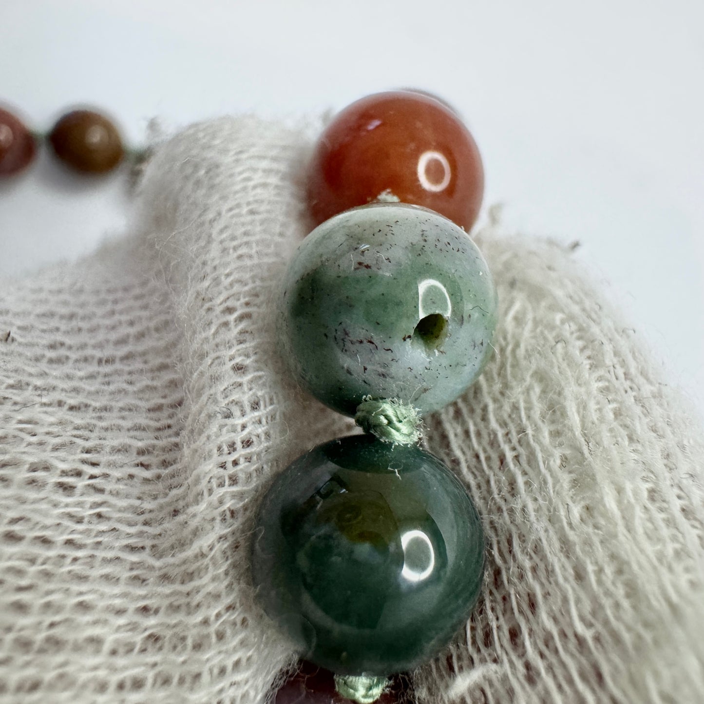 Vintage 14k Gold Agate Necklace.