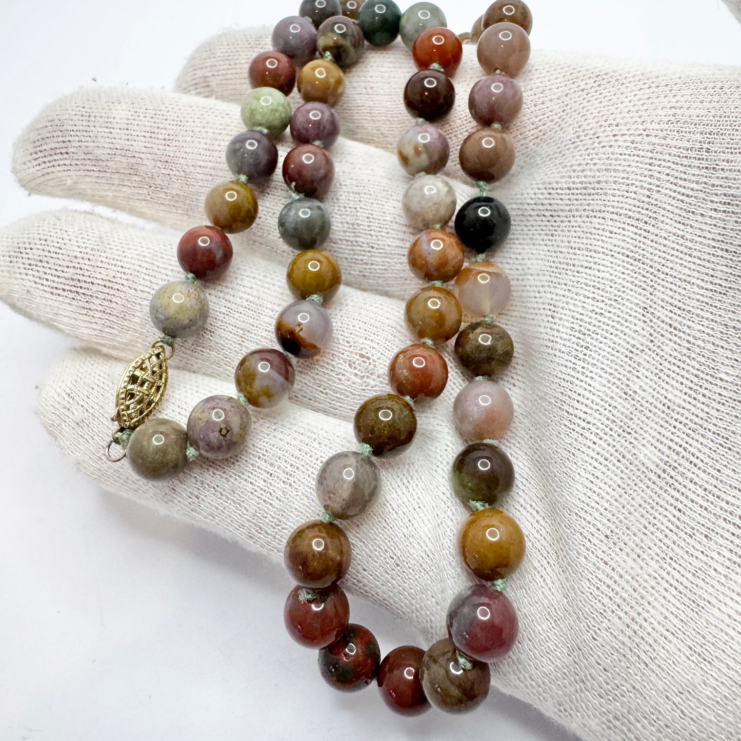 Vintage 14k Gold Agate Necklace.