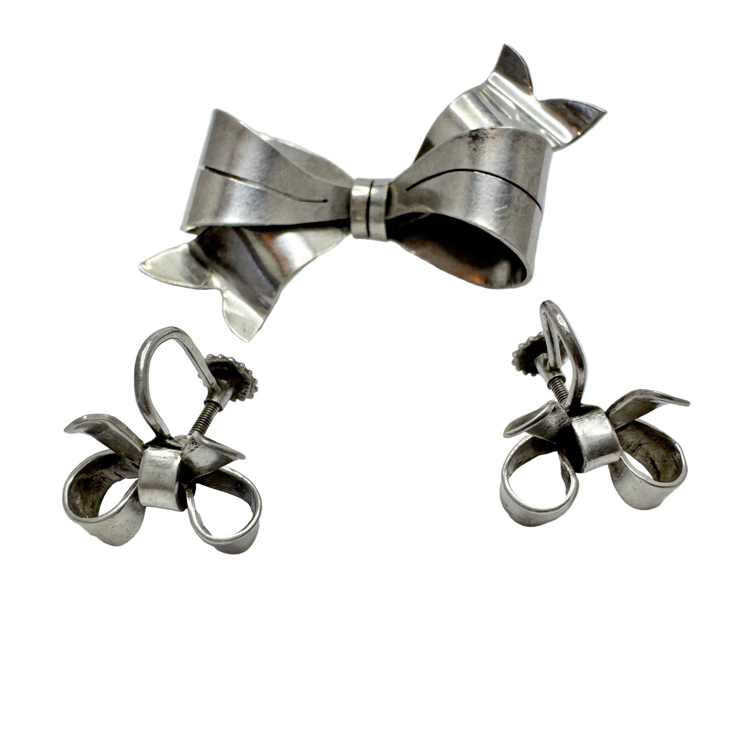 Sweden 1940s. Vintage Solid Silver Ribbon Brooch and Earrings