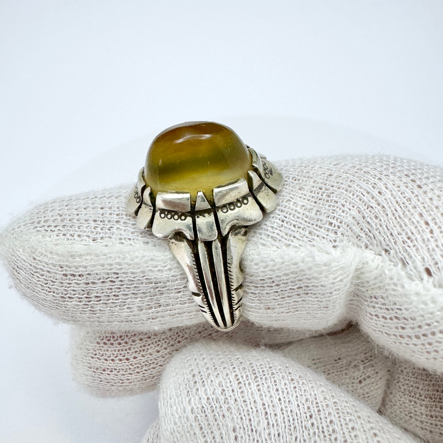 Vintage Sterling Silver Quartz Unisex Ring.