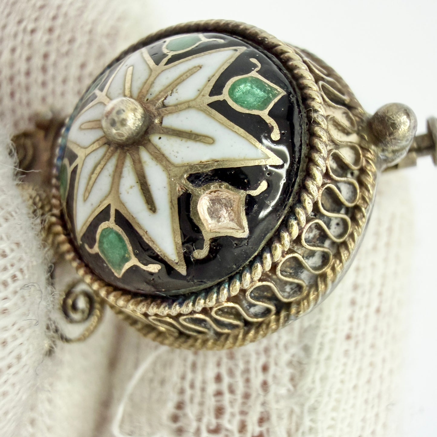 Norway early 1900s. Silver Enamel Brooch. Pls read description.
