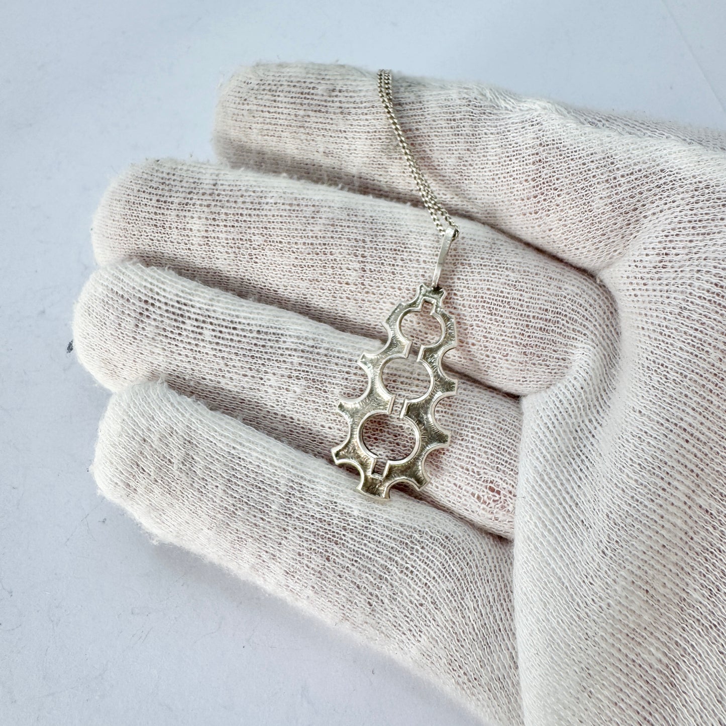 AR, 1970s. Vintage Modernist 835 Silver Pendant Necklace.