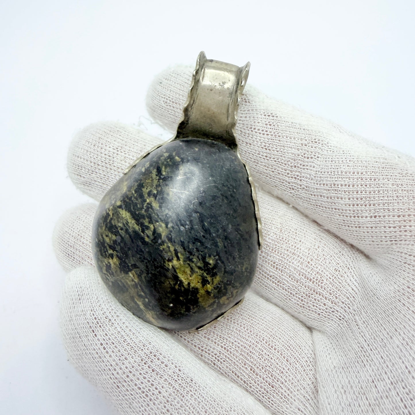 Chunky Vintage Solid Silver Hardstone Pendant.