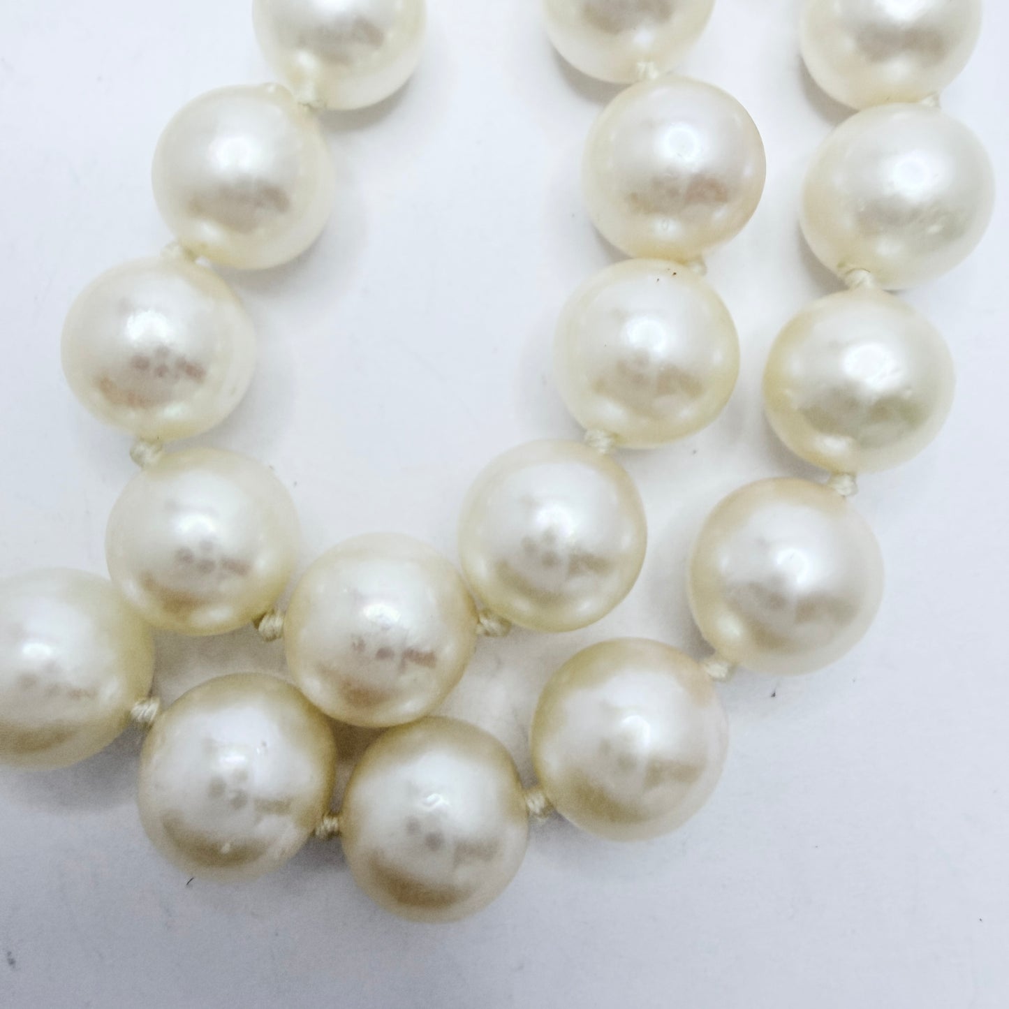 JKa Köhle, Germany. Vintage 7.5mm Pearl Silver Clasp Necklace