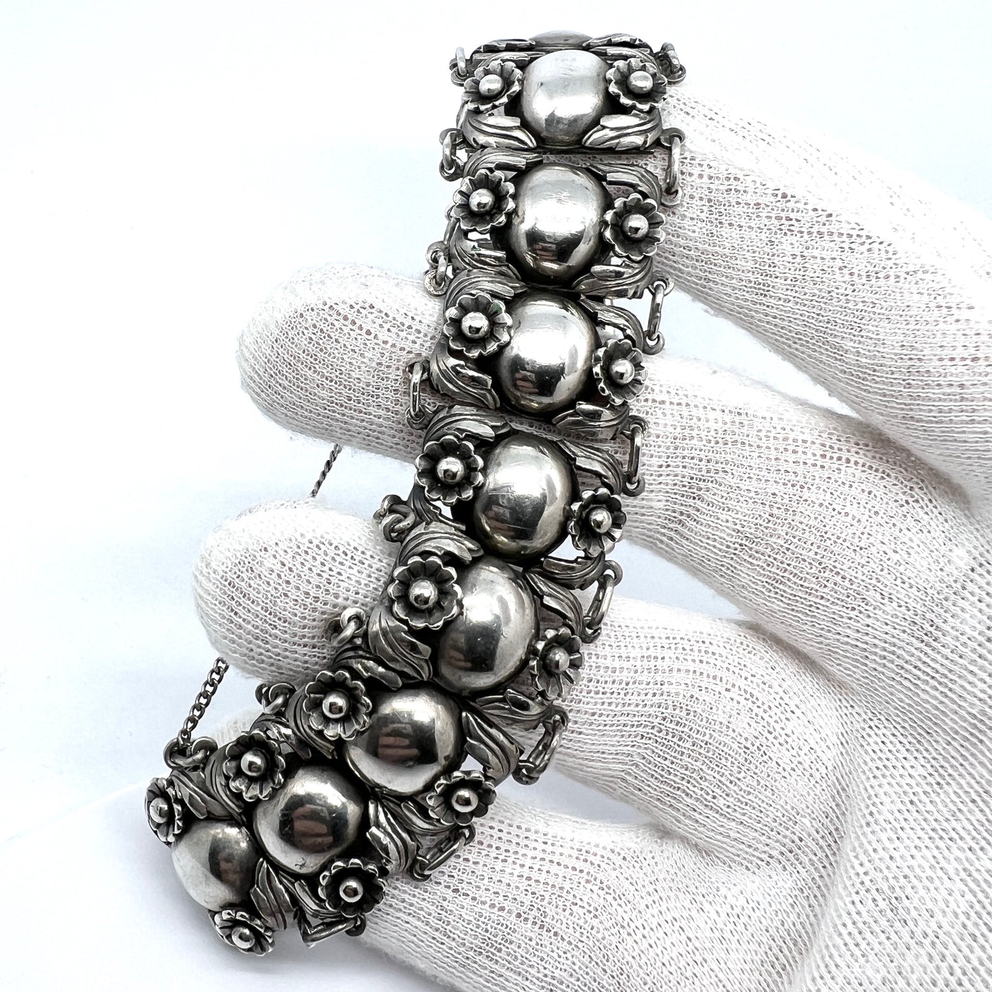 Raag & Pärno, Sweden 1953. Vintage Solid Silver Bracelet + Earrings.