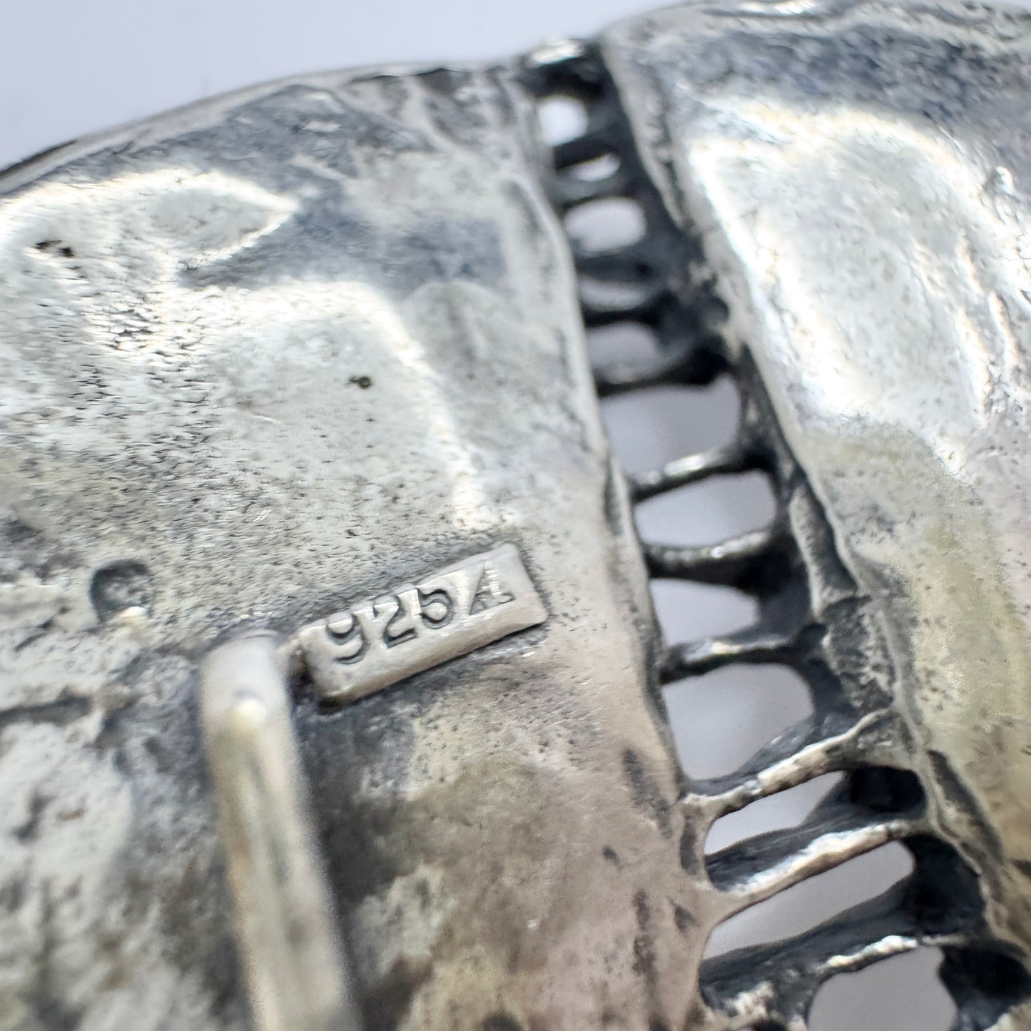 Teka Theodor Klotz, Germany ca 1970. Vintage Silver Peace Sign Hippie Bracelet.