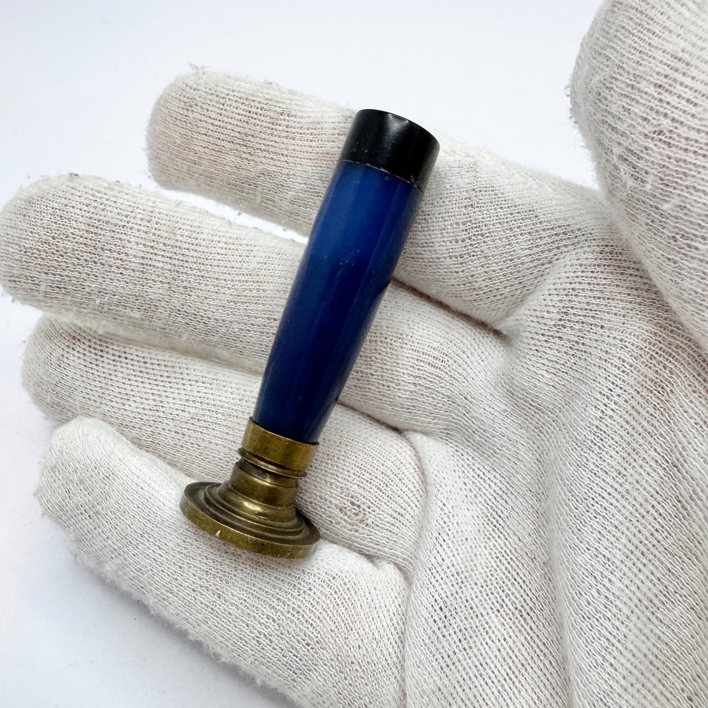 Vintage c 1930s Bakelite Wax Seal Stamp "AO / OA"