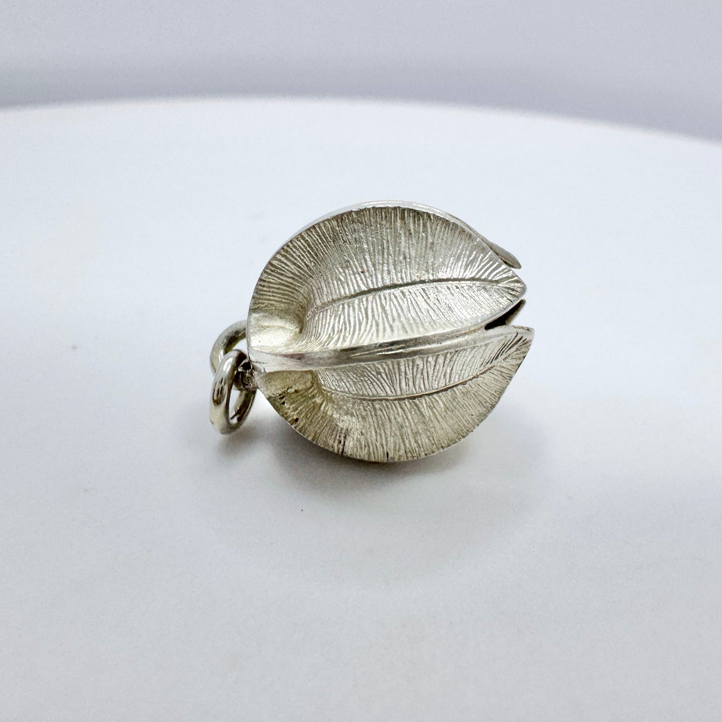 Kalevala Koru, Finland. Vintage Sterling Silver Charm / Pendant. Design: Snow Flower