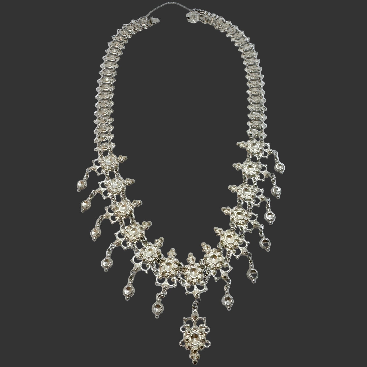 Early 1900s. Solid Silver Fringe Necklace.