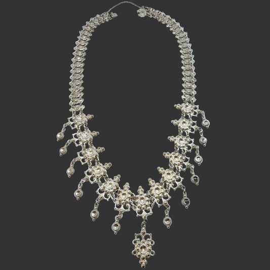 Early 1900s. Solid Silver Fringe Necklace.