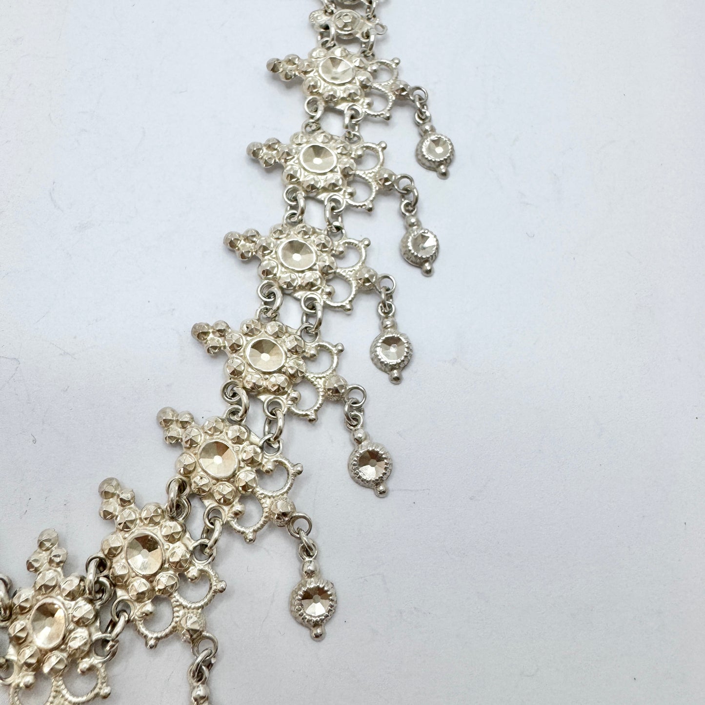 Early 1900s. Solid Silver Fringe Necklace.