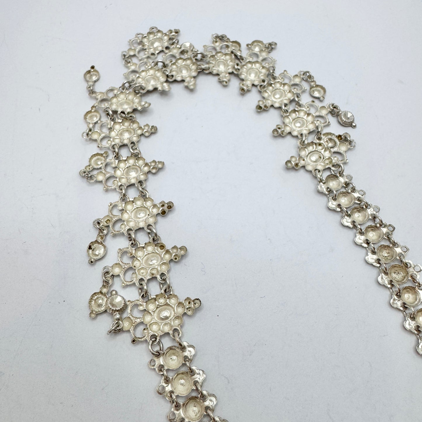 Early 1900s. Solid Silver Fringe Necklace.