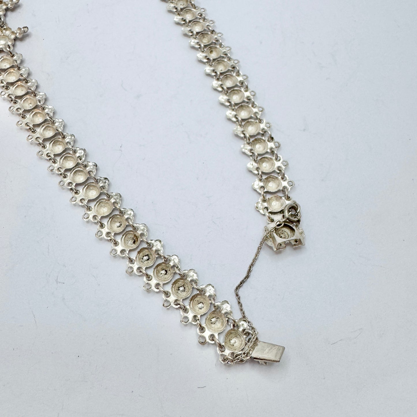 Early 1900s. Solid Silver Fringe Necklace.