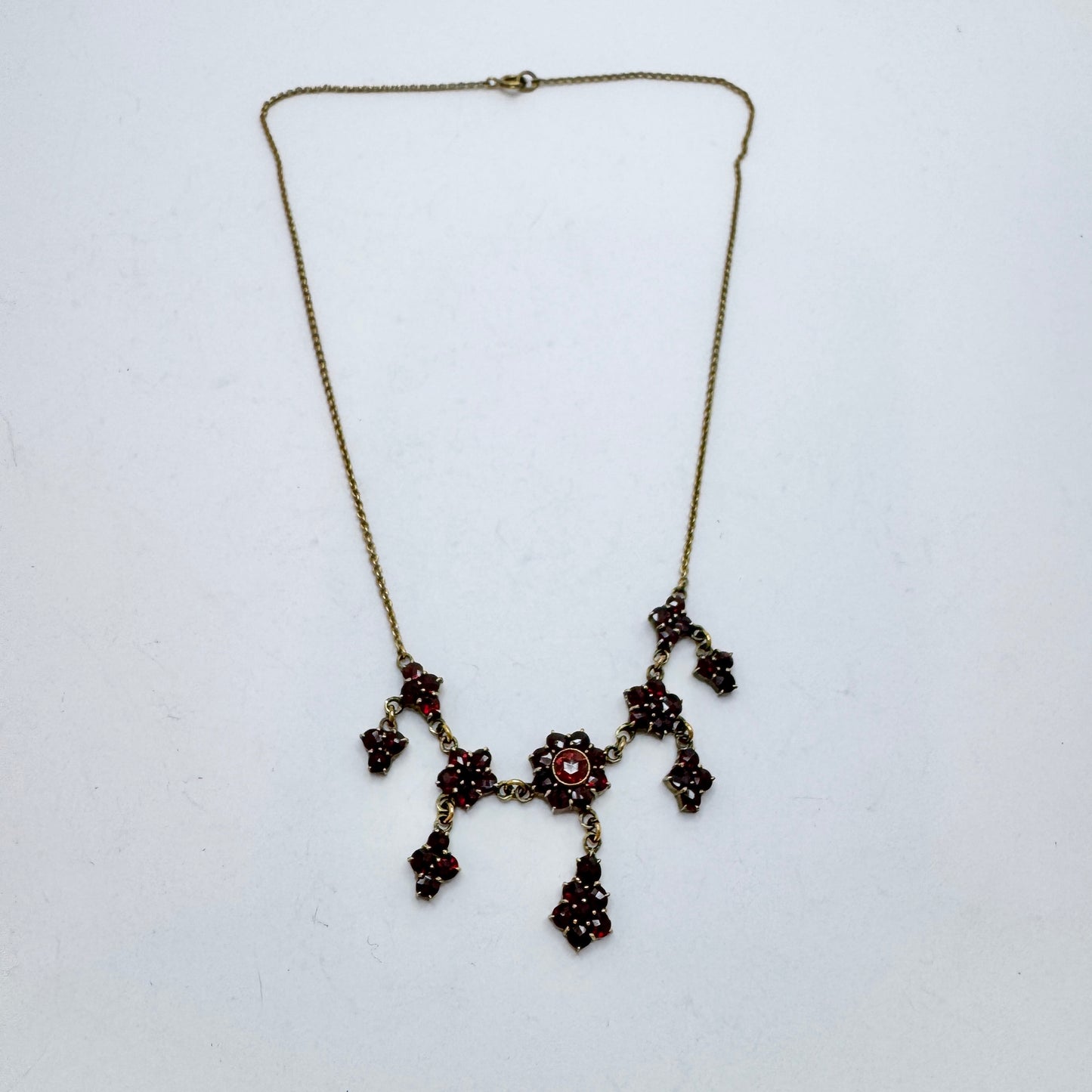 Vintage Garnet Gilt Metal Necklace.