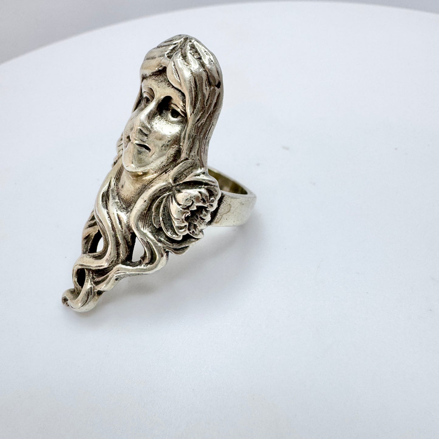 Vintage Large Sterling Silver Face Ring.