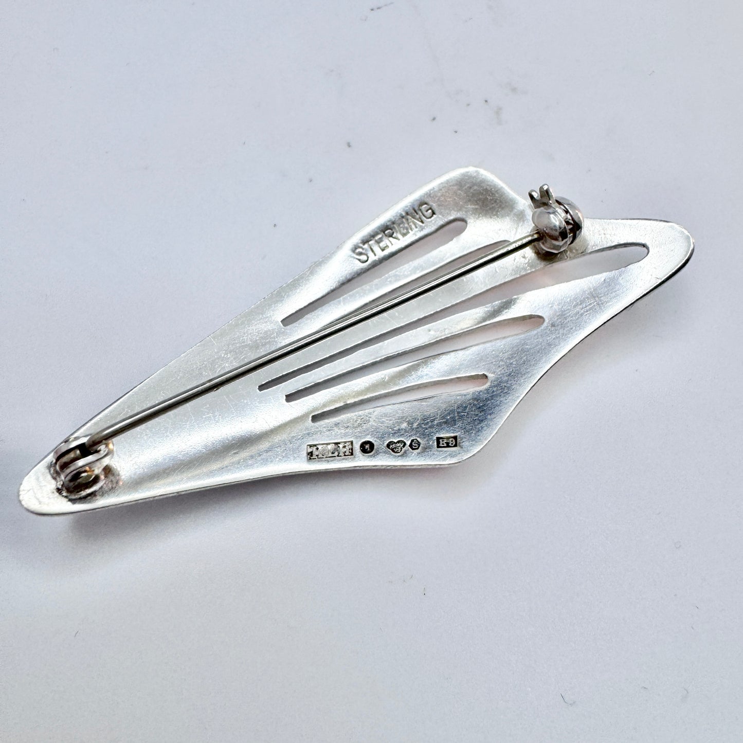Lennart Haglund, Sweden 1955. Vintage Mid-century Modern Sterling Silver Brooch.
