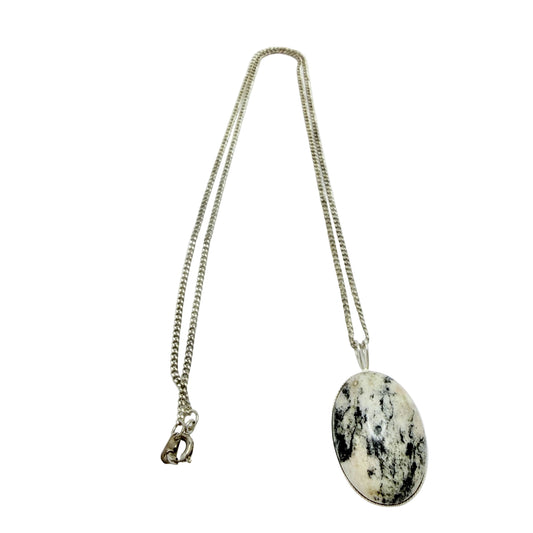 Vintage Sterling Silver Hardstone Pendant Necklace.