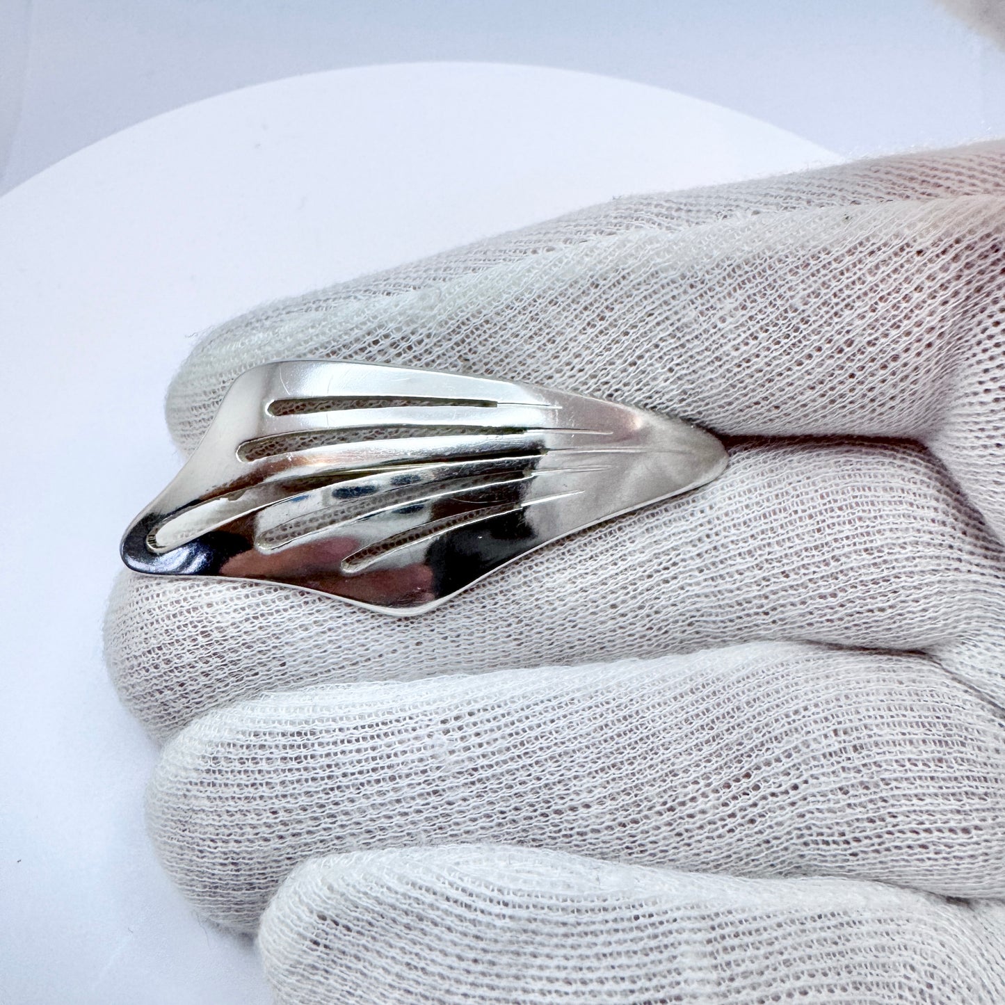 Lennart Haglund, Sweden 1955. Vintage Mid-century Modern Sterling Silver Brooch.