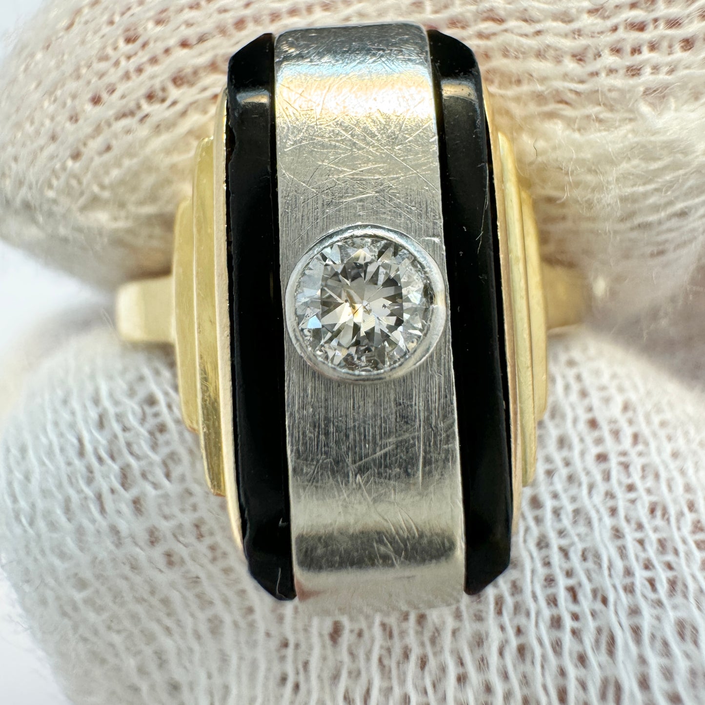 Vintage Art Deco 18k Gold Platinum Onyx Diamond Ring.