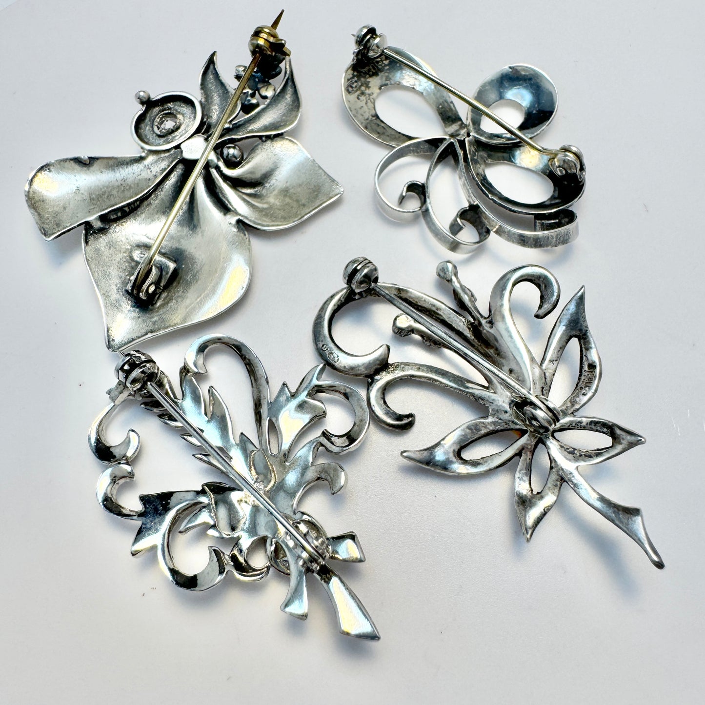 Job lot. 4 Vintage 1940-50s Solid Silver Brooches.