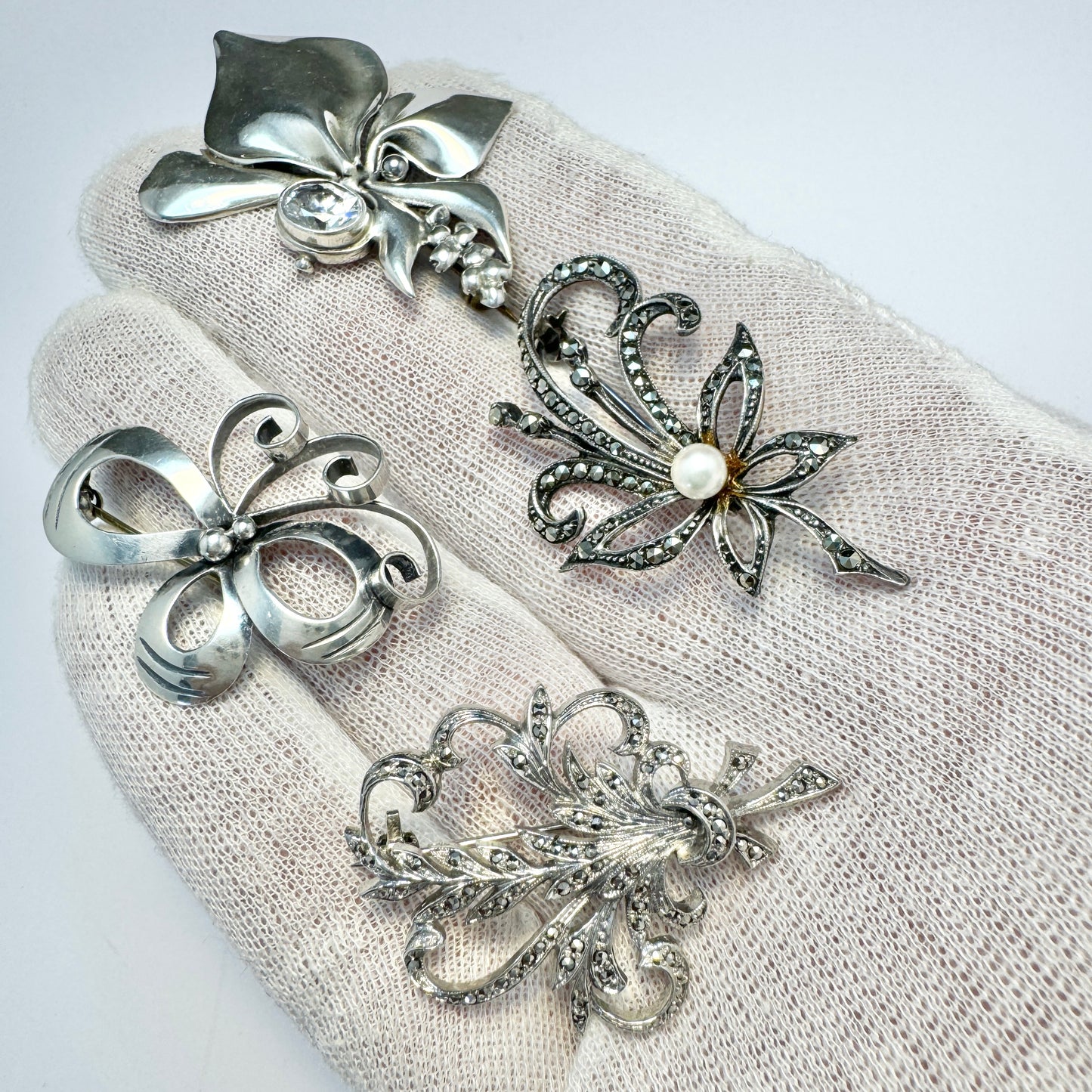 Job lot. 4 Vintage 1940-50s Solid Silver Brooches.