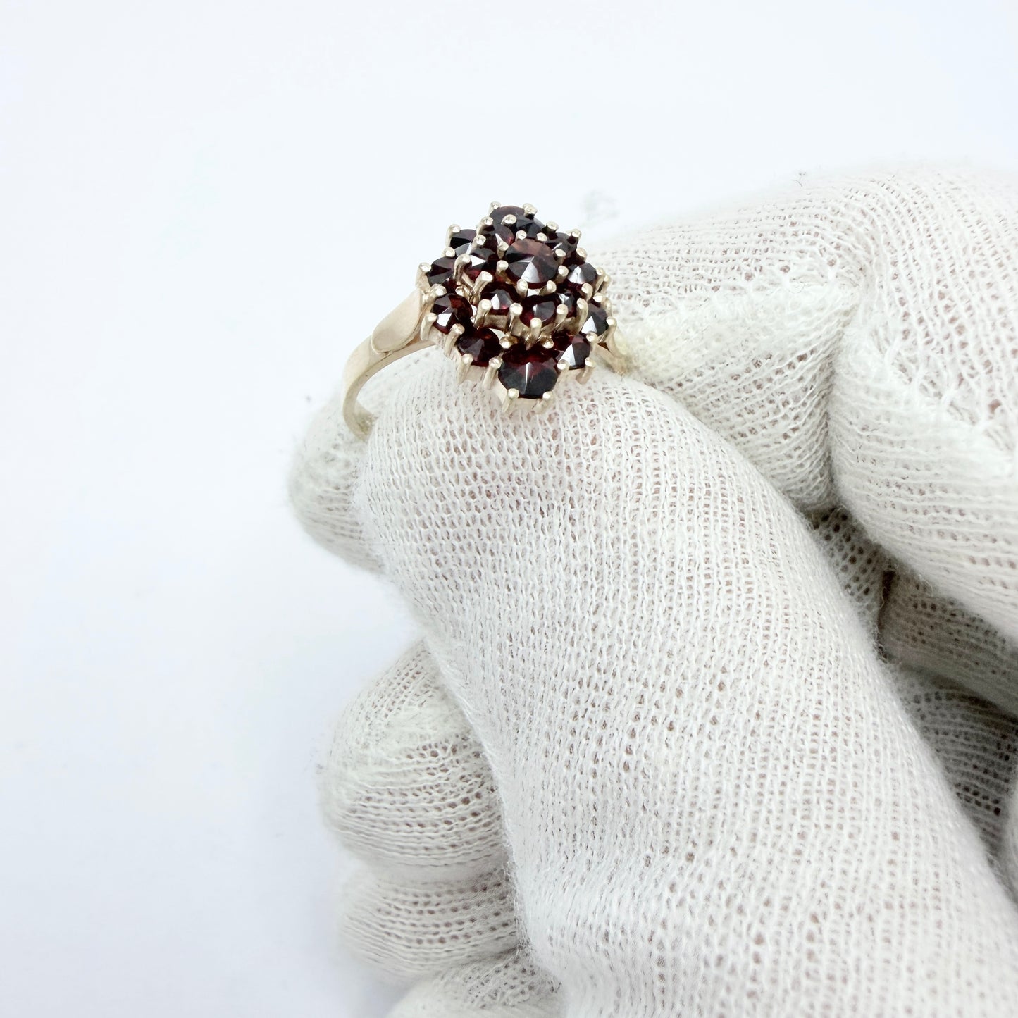 Vintage Gilt Solid 830 Silver Garnet Cluster Ring.