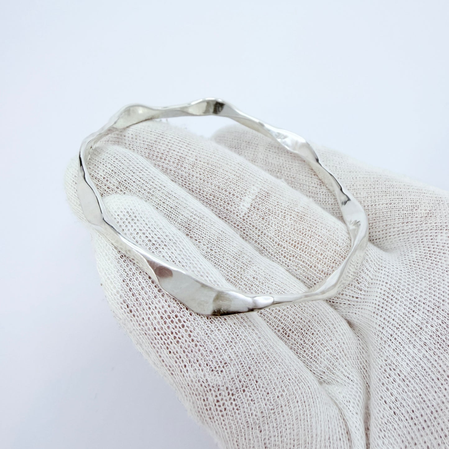 TEBON, Sweden 1986. Vintage Solid Silver Bangle Bracelet.