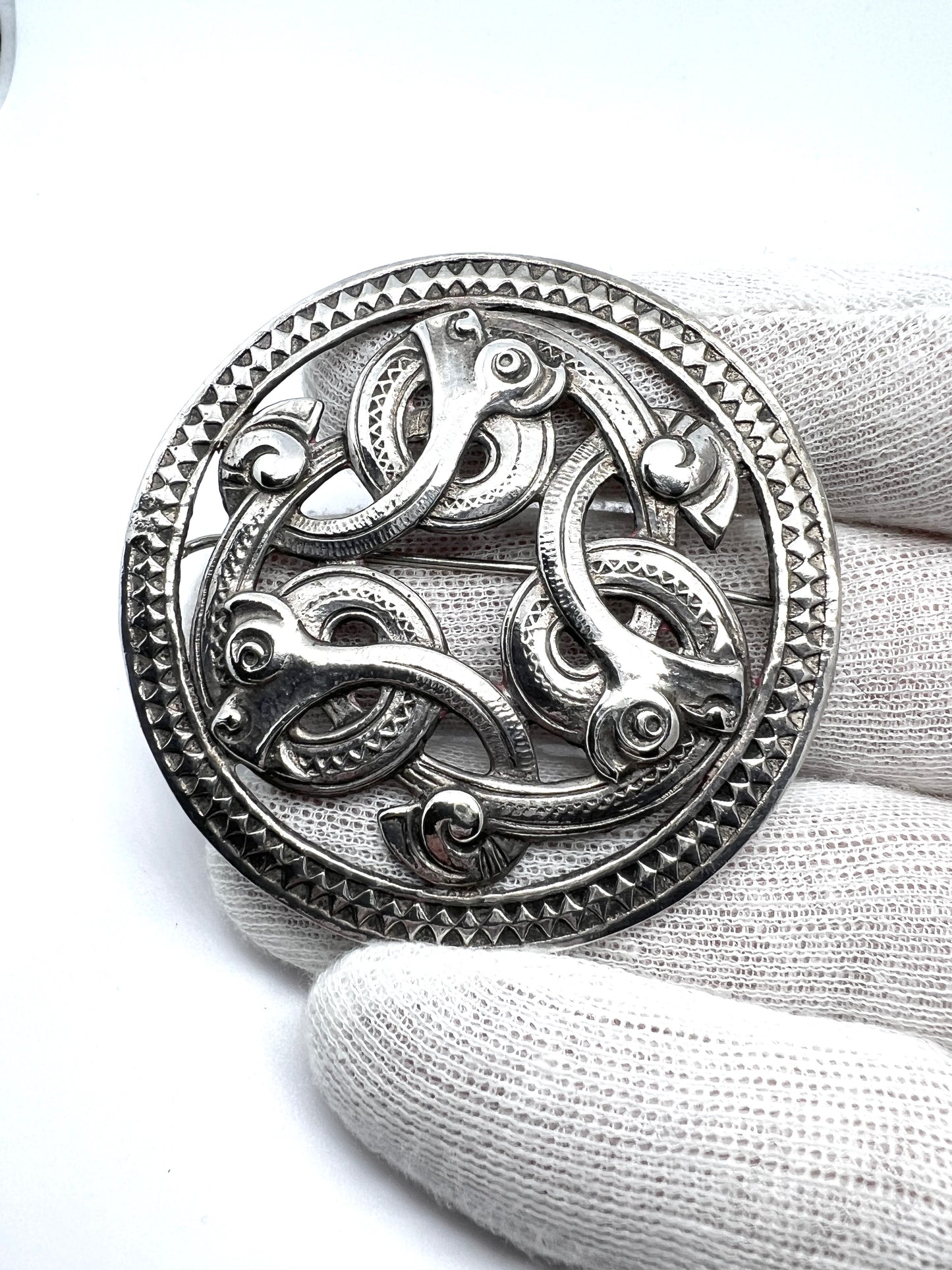 Norway c 1910 Large Antique Solid Silver Dragestil Brooch.