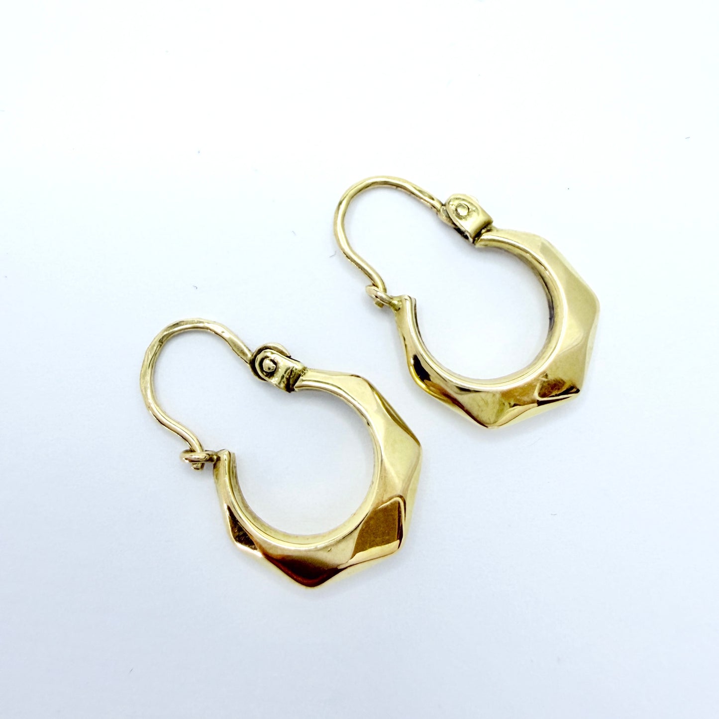 Kaplan, Sweden 1956. Vintage Mid-century 18k Gold Earrings.
