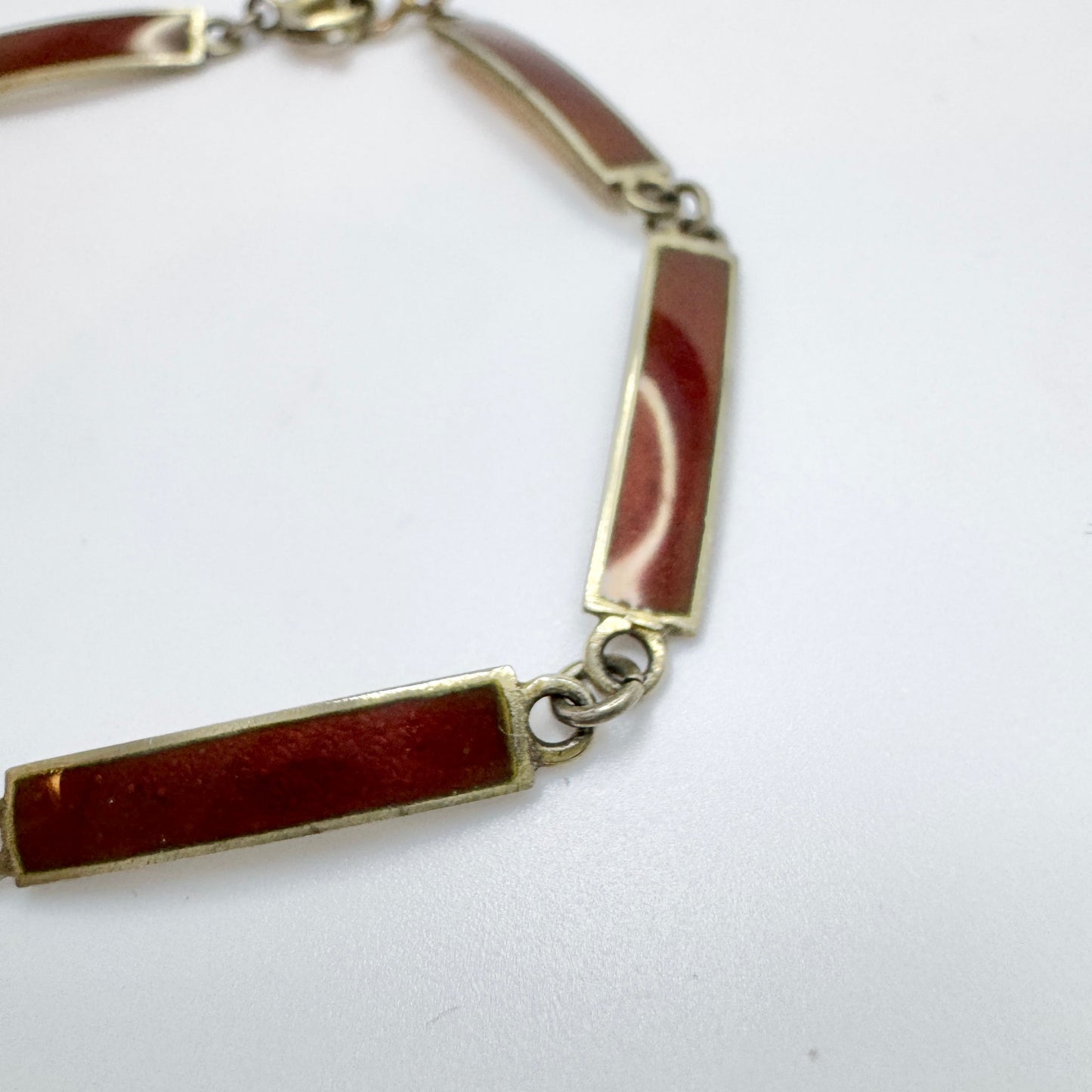 Norsk Filigransfabrikk, Norway 1920s. Art Nouveau Sterling Silver Red Enamel Bracelet.