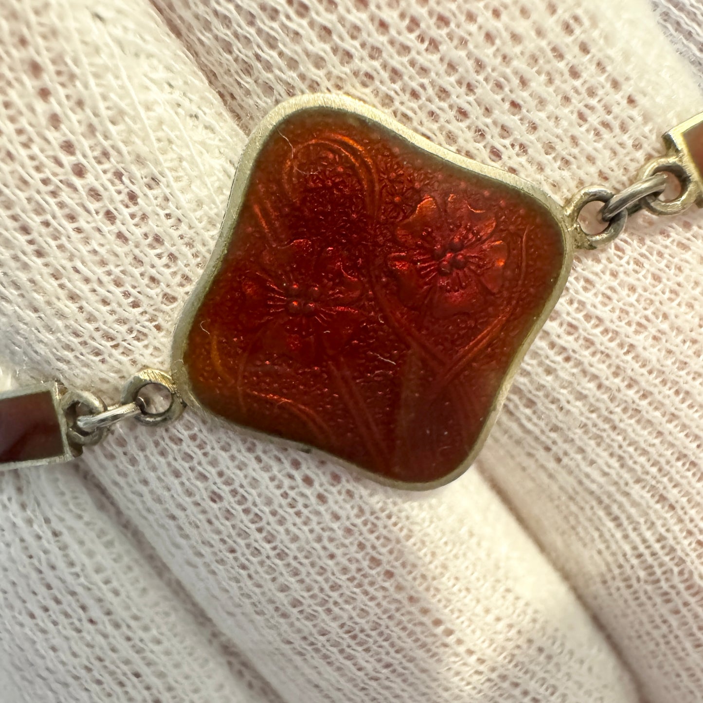 Norsk Filigransfabrikk, Norway 1920s. Art Nouveau Sterling Silver Red Enamel Bracelet.