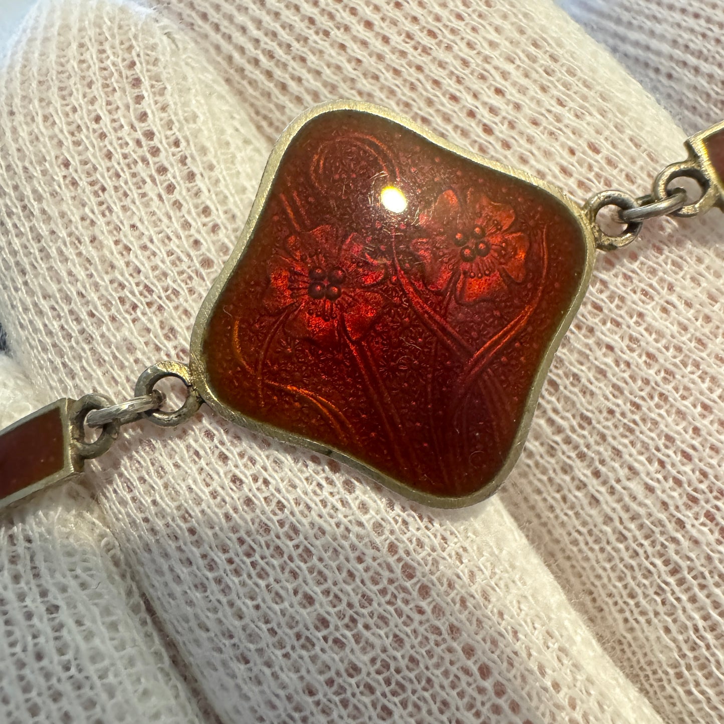 Norsk Filigransfabrikk, Norway 1920s. Art Nouveau Sterling Silver Red Enamel Bracelet.
