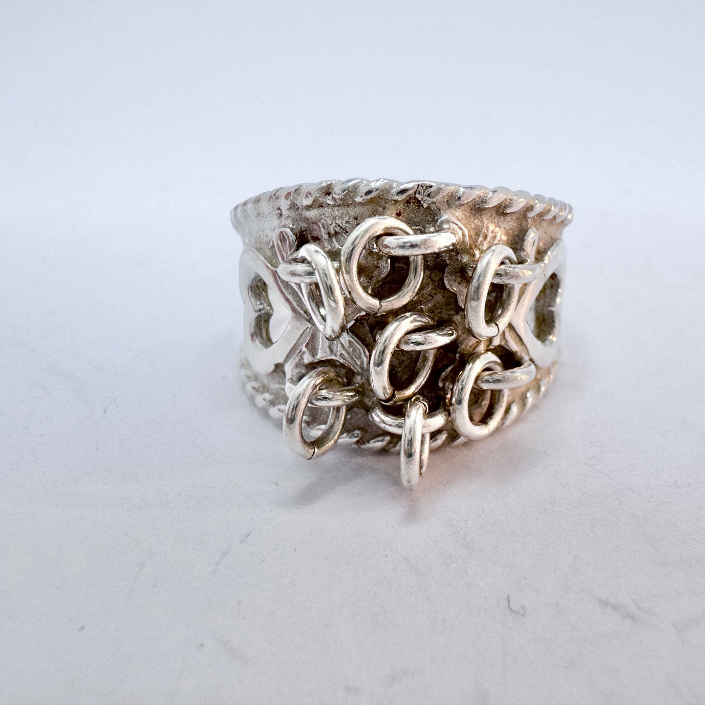 Bronsil, Sweden. Vintage Sterling Silver Traditional Sami / Laplander Wedding Ring.
