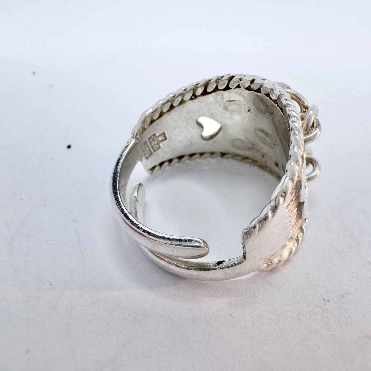Bronsil, Sweden. Vintage Sterling Silver Traditional Sami / Laplander Wedding Ring.
