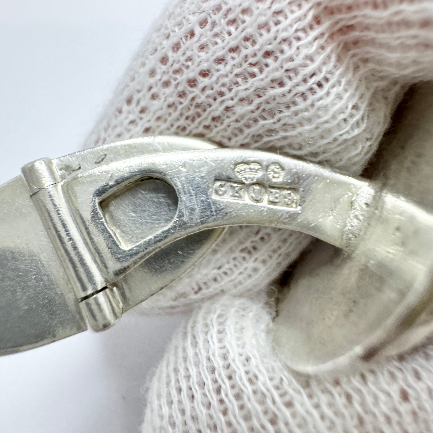 Kaplan, Sweden 1952. Vintage Sterling Silver Cat's Eye Cufflinks.