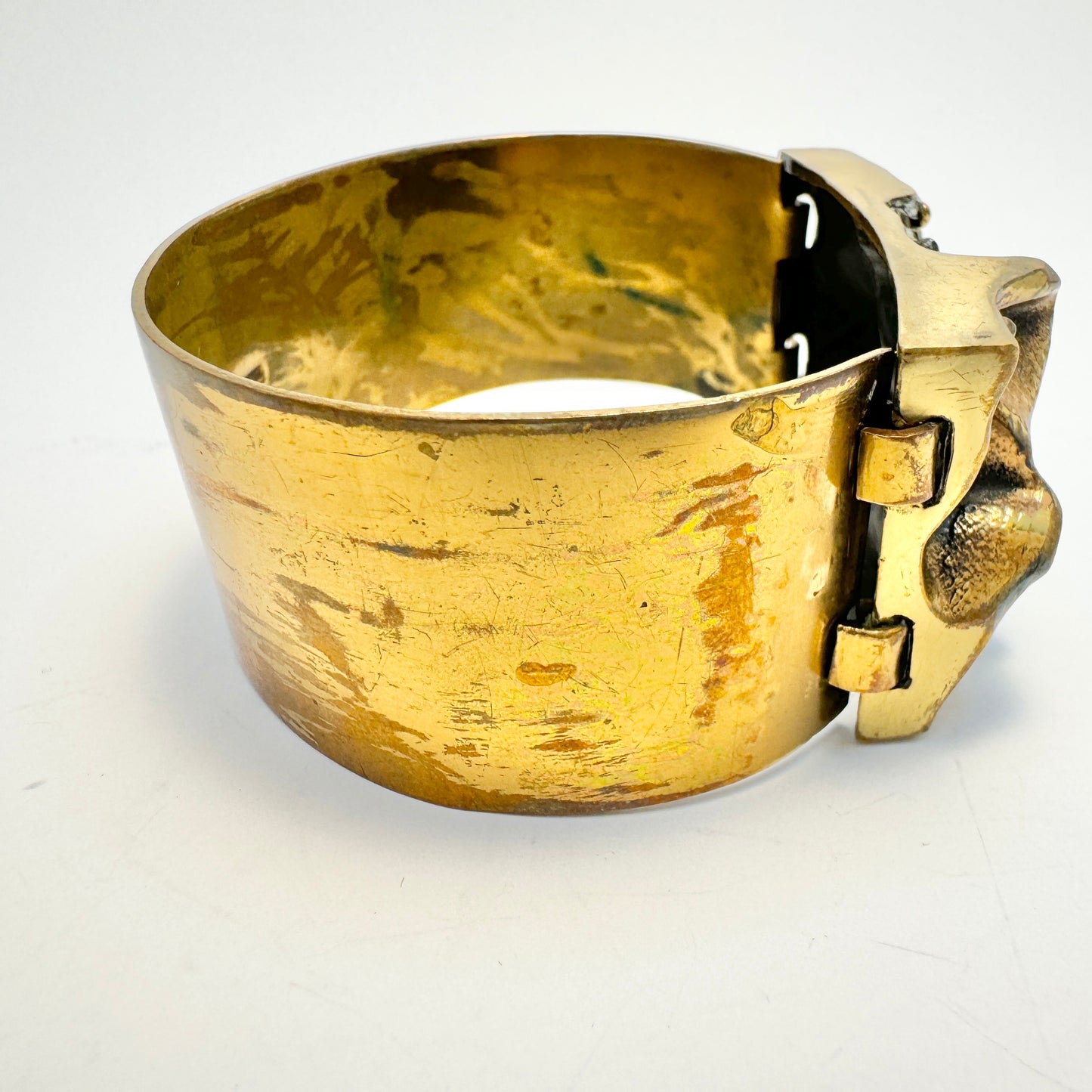 Hannu Ikonen, Finland 1970s. Bold Vintage Bronze Hinged Bangle Bracelet.