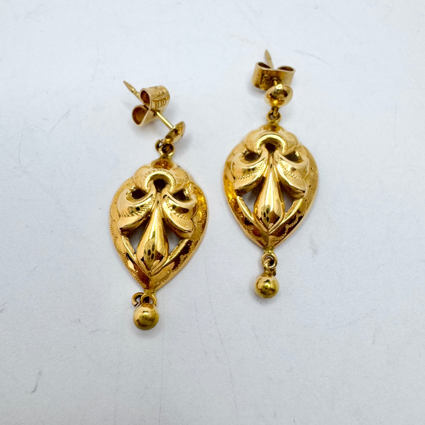 Nordiska Juvelaktiebolaget, Sweden 1958. Vintage 18k Gold Earrings.