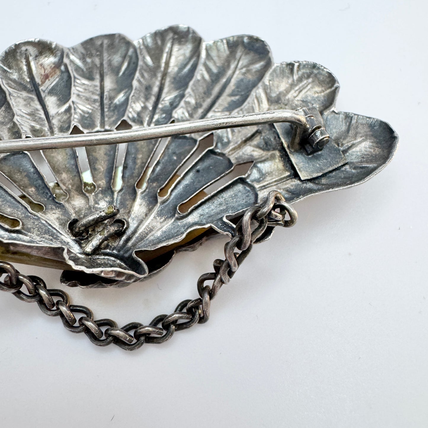 Antique Victorian Solid Silver MoP Fan Brooch.