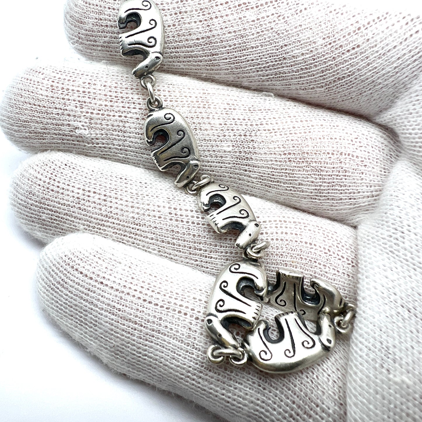 Kalevala Koru, Finland. Vintage Sterling Silver Bear Bracelet.