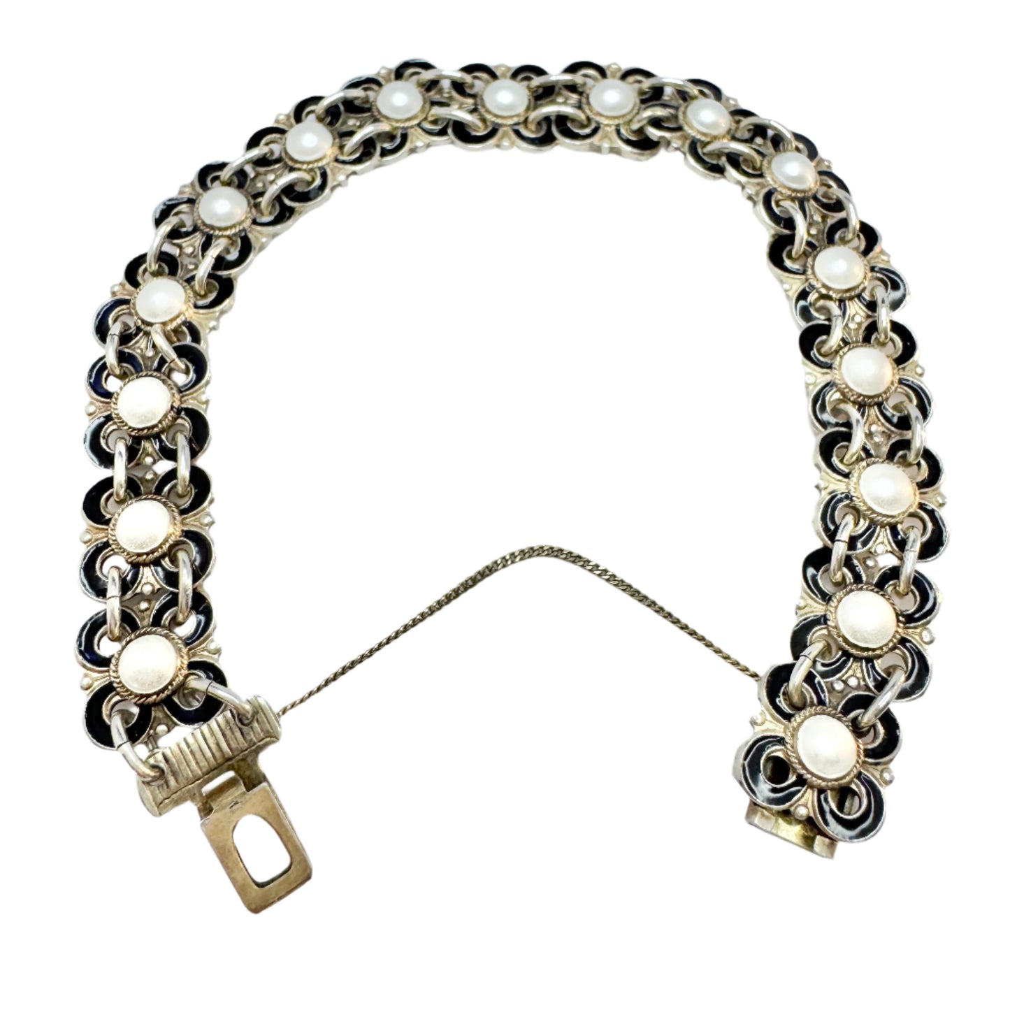 Willy Winnaess for David-Andersen, Norway 1950s. Sterling Silver Enamel Bracelet.