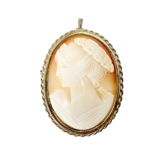 Vintage c 1940s. Solid Silver Cameo Pendant Brooch.