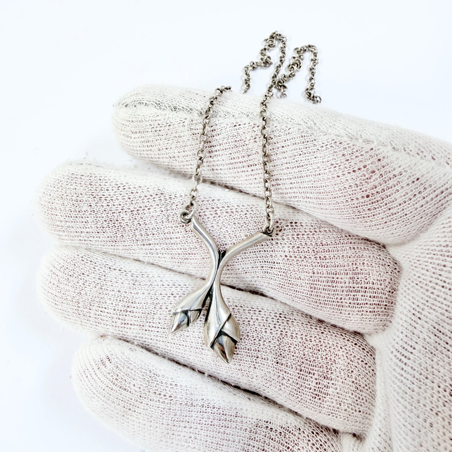 Kalevala Koru, Finland. Vintage Sterling Silver Pendant Necklace.