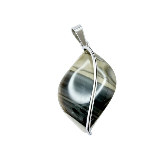 Warzaw, Poland. Vintage Sterling Silver Agate Pendant.