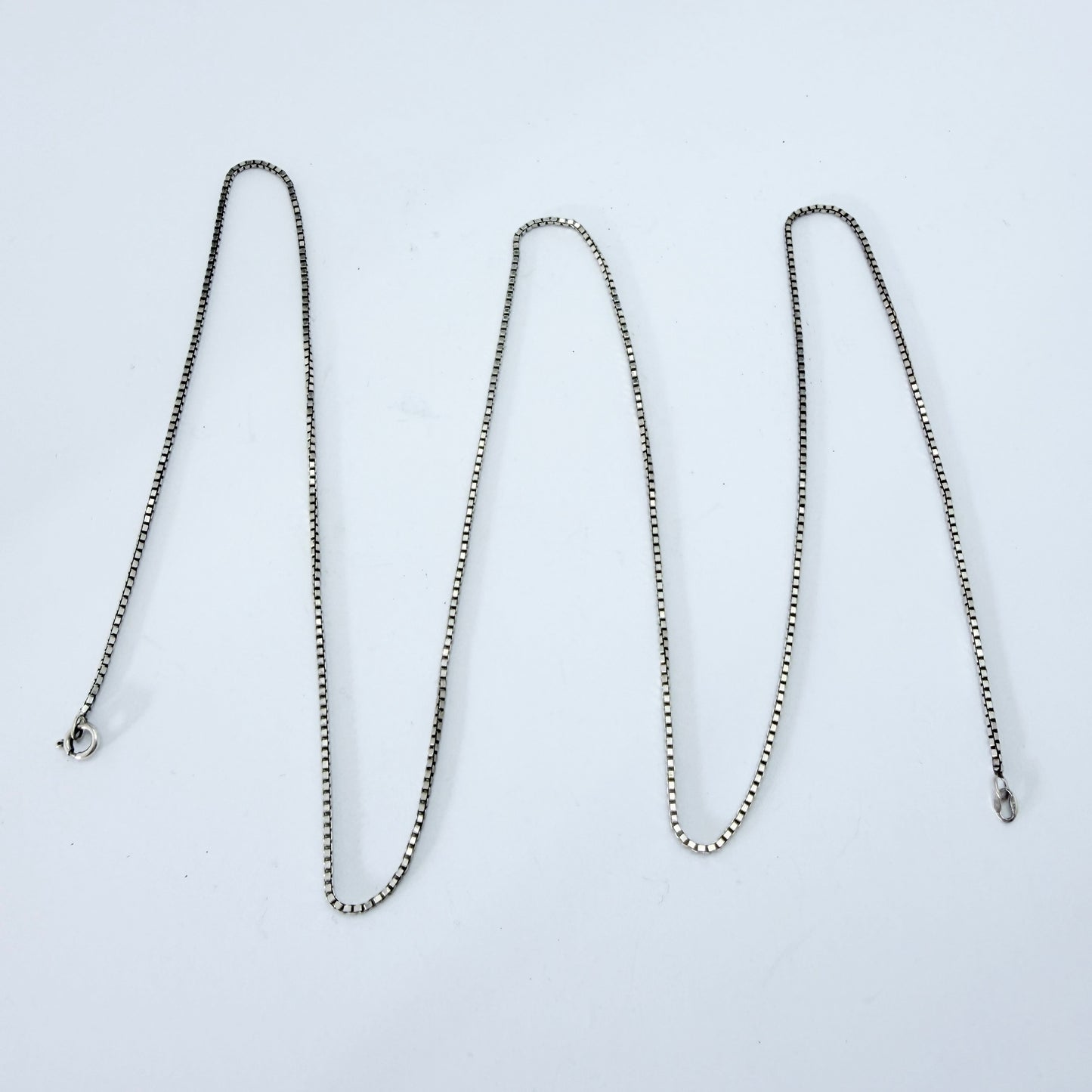 Maker 130. Arezzo, Italy. Vintage 80cm / 31.5in Box Chain Necklace.
