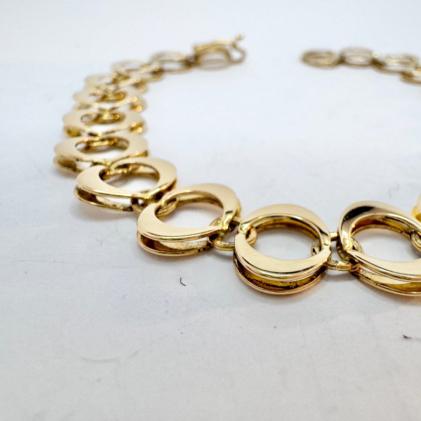 Theresia Hvorslev for Alton, Sweden early 1970s. Vintage 18k Gold Bracelet. Signed.