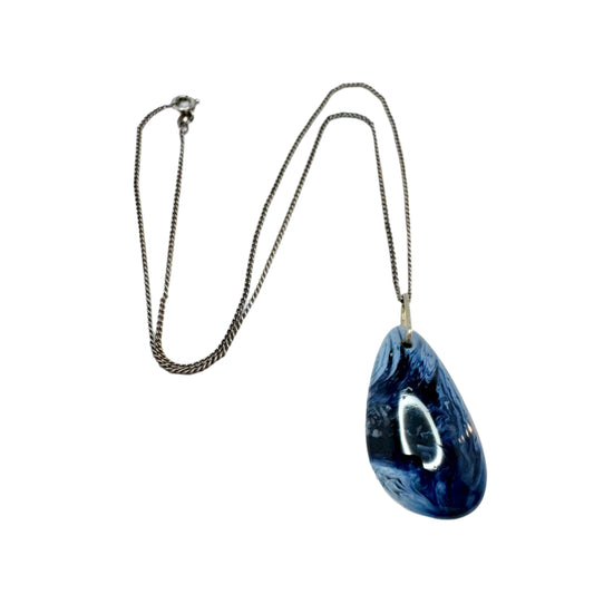 Sweden ca 1960-70s. Vintage Bergslagen-stone Pendant with Silver Chain Necklace.