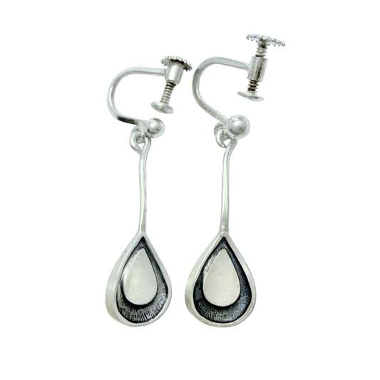 R Tennesmed, Sweden 1959. Vintage Mid-century Solid Silver Earrings.